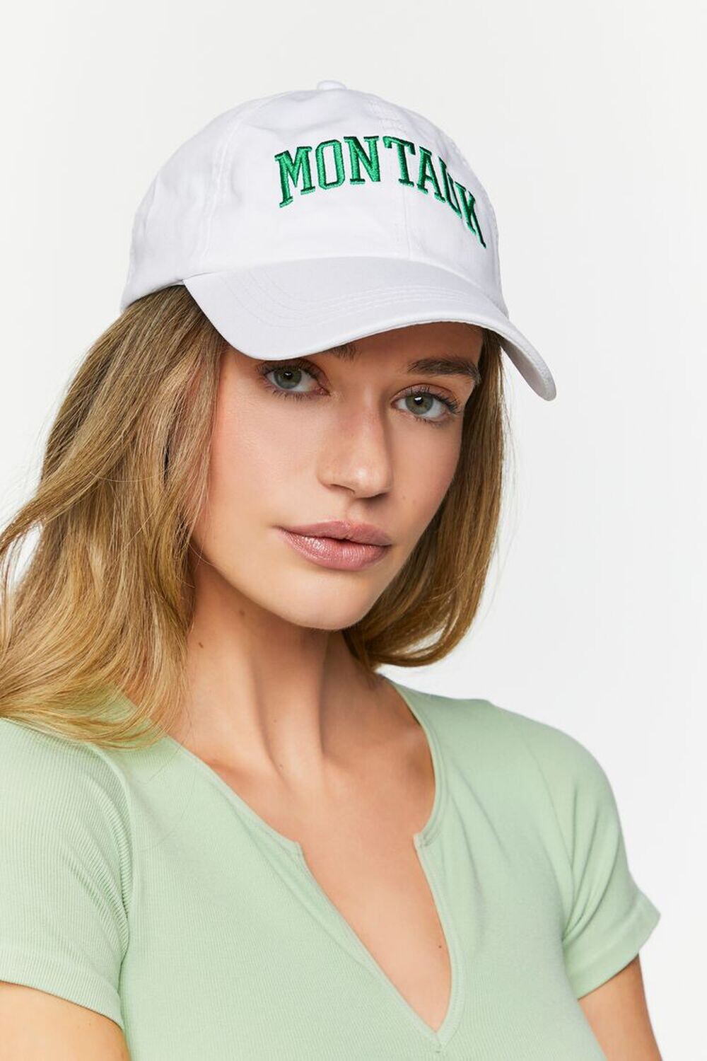 

Бейсболка Montauk с вышивкой Forever 21, белый