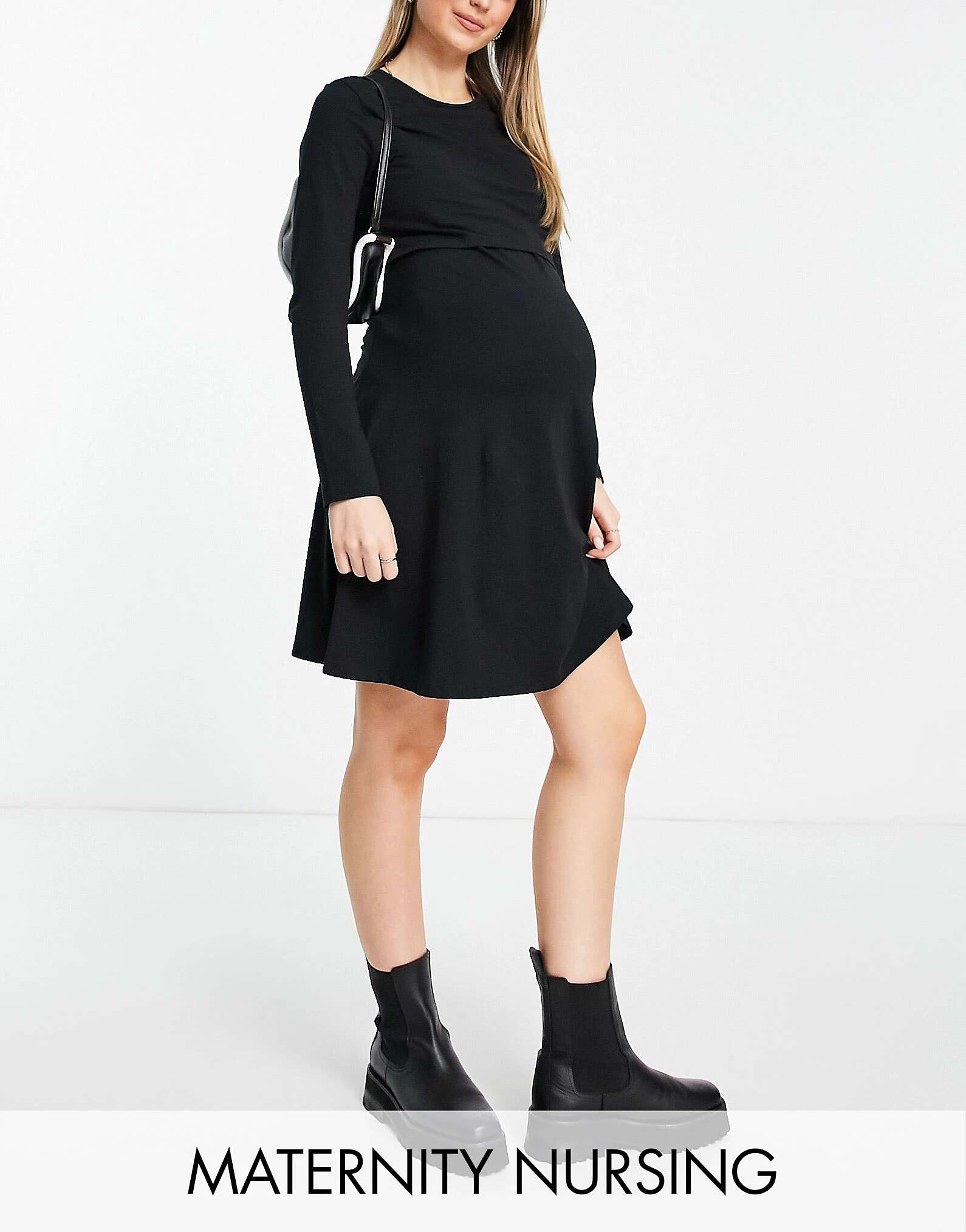 Черное платье с плиссированной юбкой для кормящих мам New Look New Look