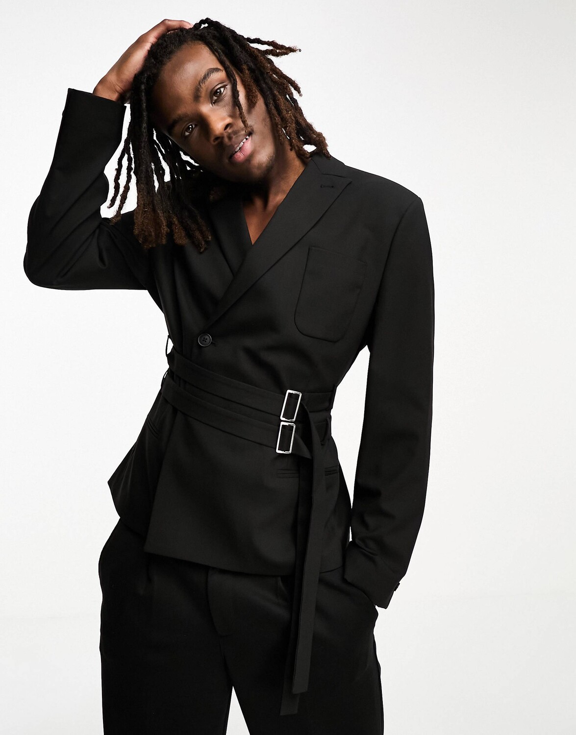 

Черный приталенный блейзер с двойным поясом ASOS DESIGN