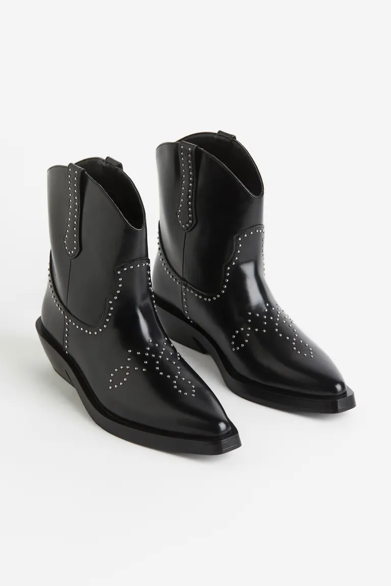 

Ковбойские сапоги с люверсами H&M, черный