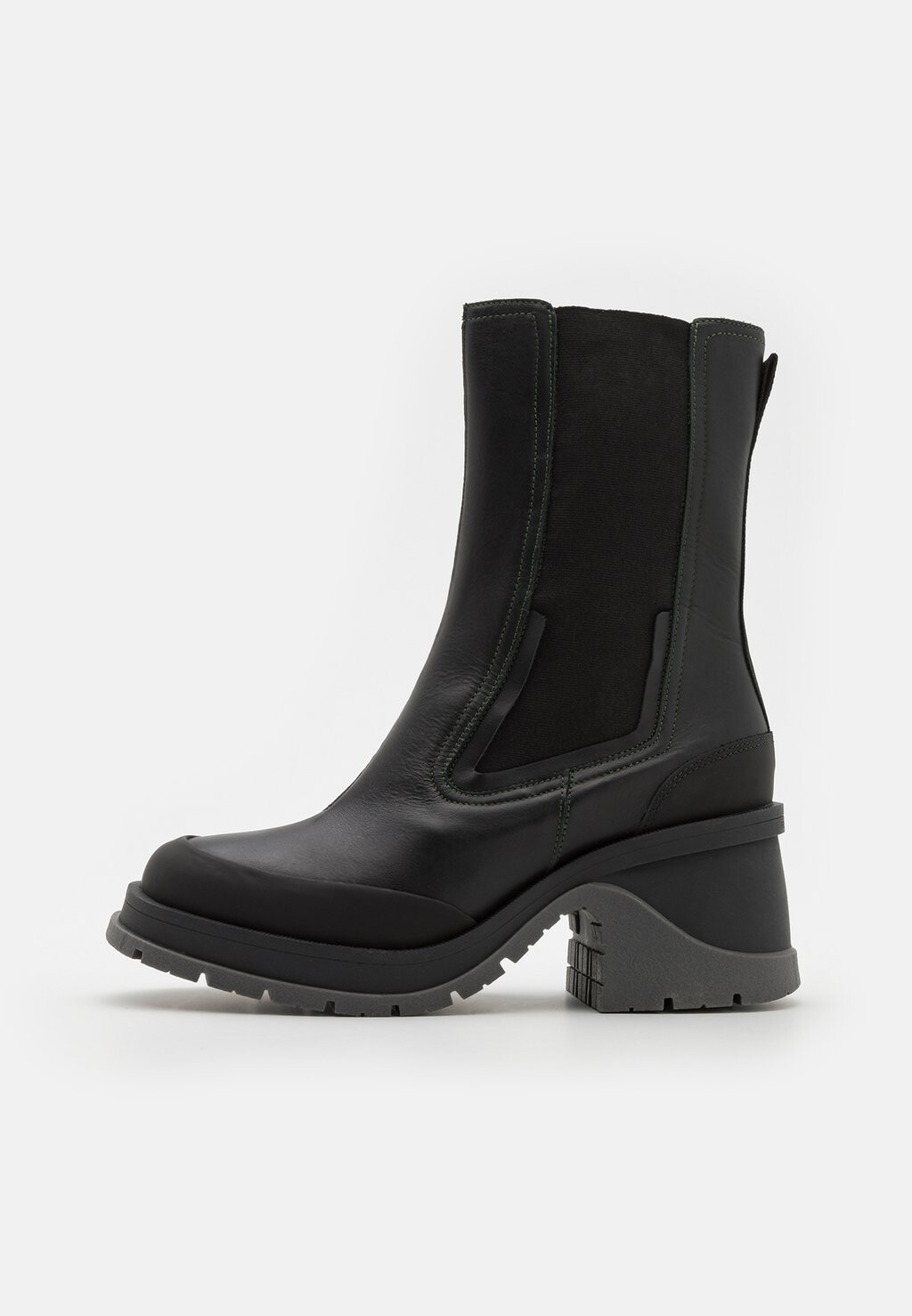 

Ботинки на платформе Filling Pieces, черный