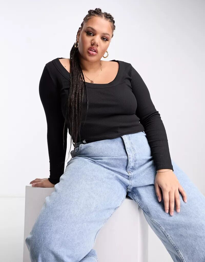 

Черный топ в рубчик с длинными рукавами и овальным вырезом ASOS DESIGN Curve