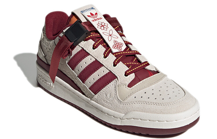 

Adidas Originals Forum Low Лунный Новый год