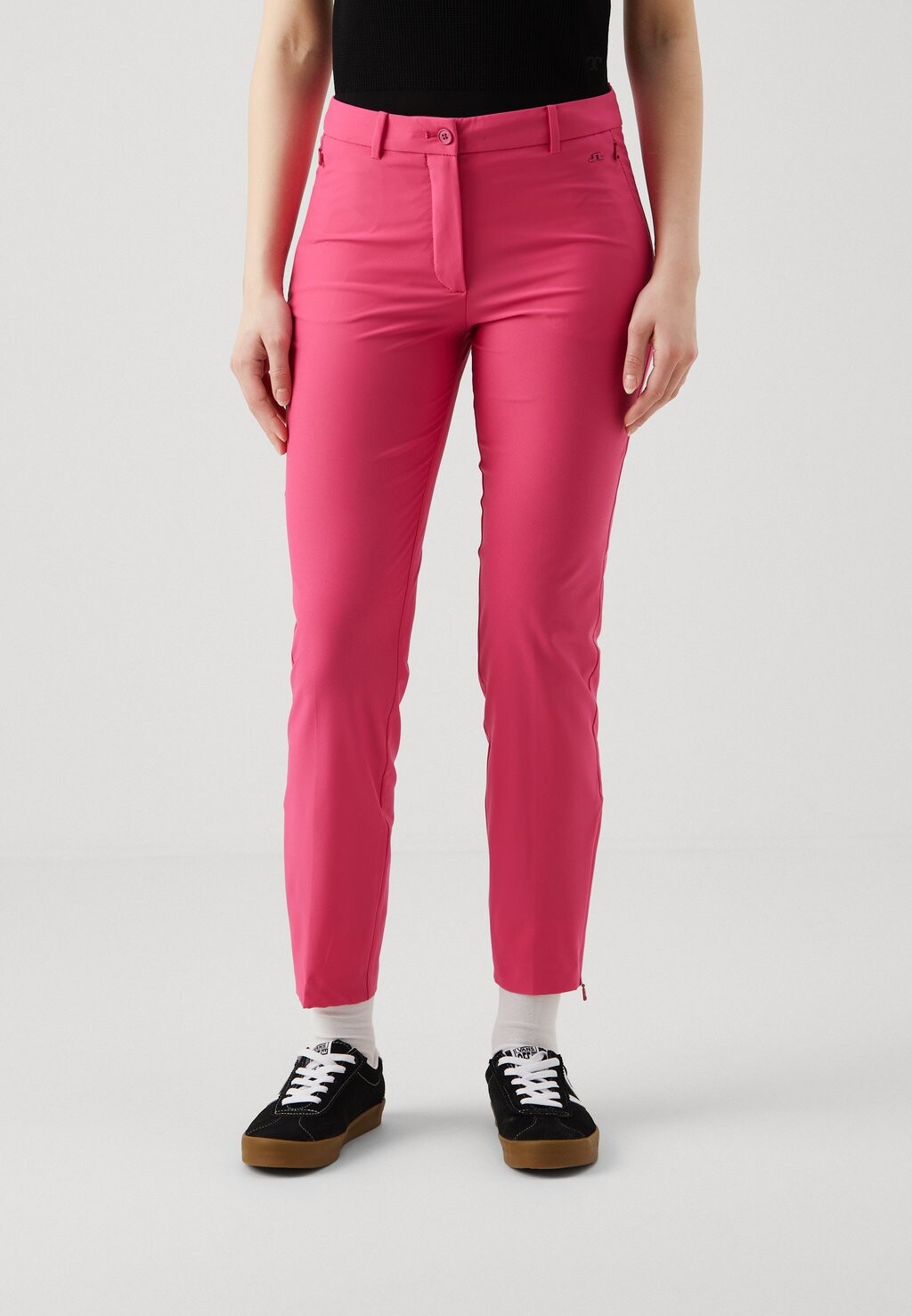 

Брюки PIA J.LINDEBERG Sports, цвет fuchsia purple