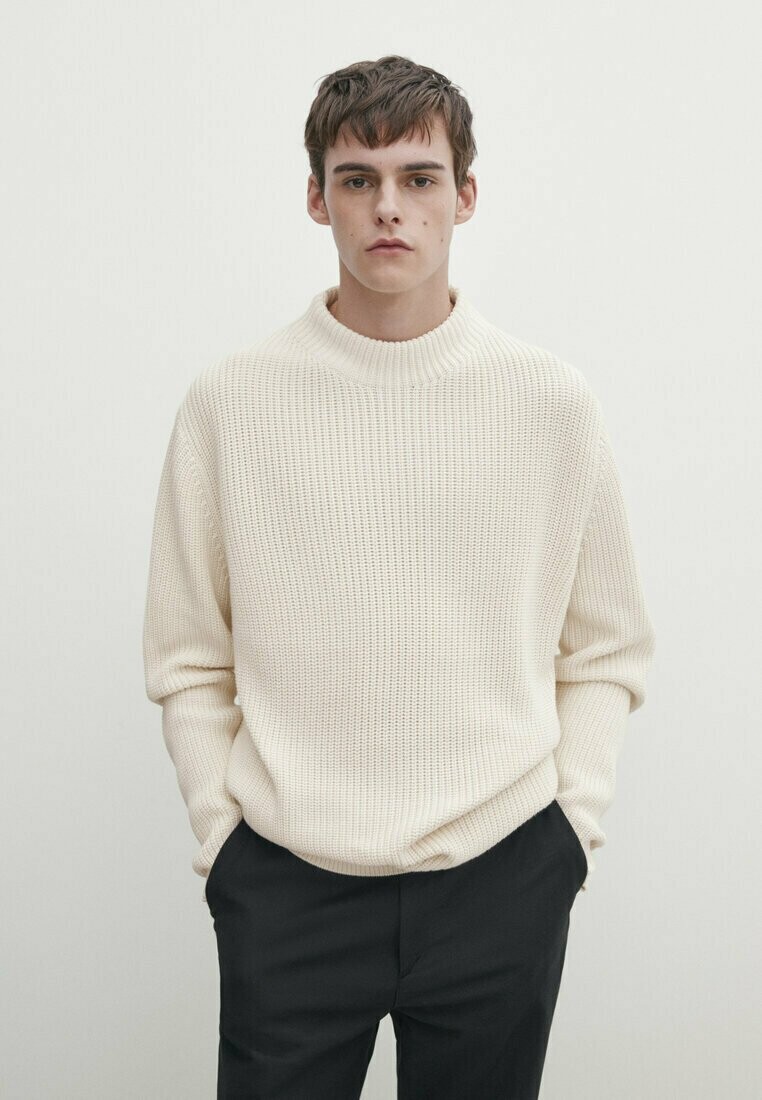 

Свитер Водолазка Massimo Dutti, белый