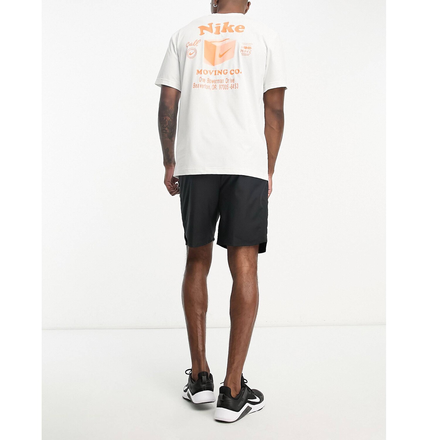 

Белая футболка Nike Training Moving Co Hyverse, Белый