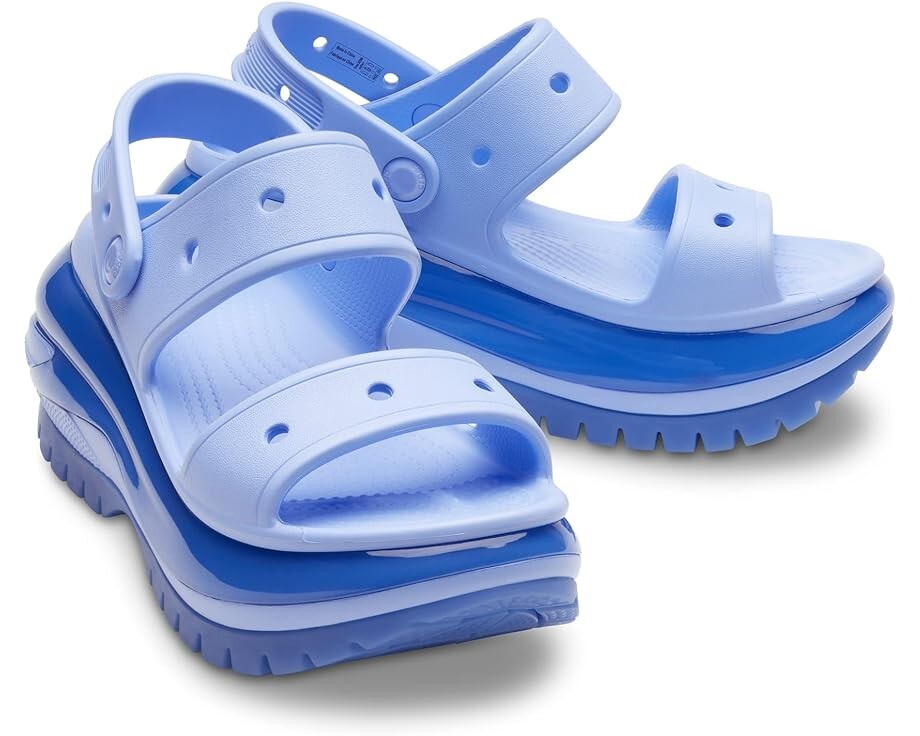 

Туфли Crocs Classic Mega Crush Sandal, цвет Moon Jelly