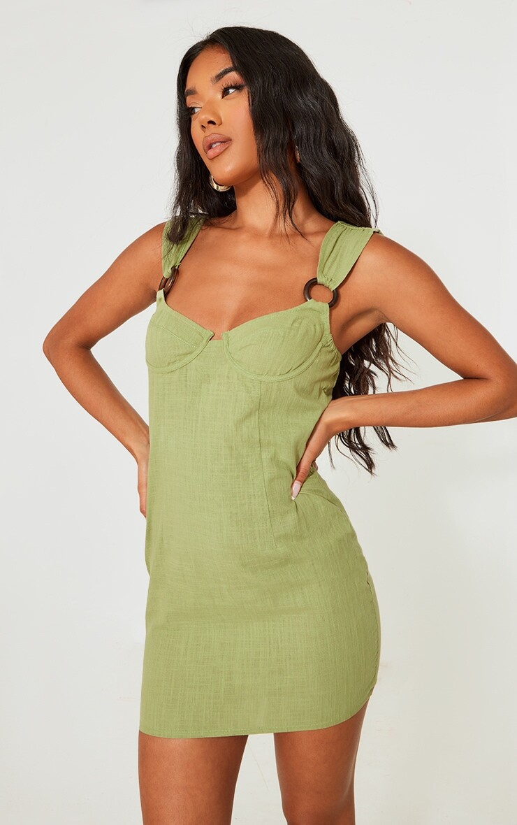 

PrettyLittleThing Облегающее платье цвета хаки на косточках с деревянными кольцами и льняным эффектом