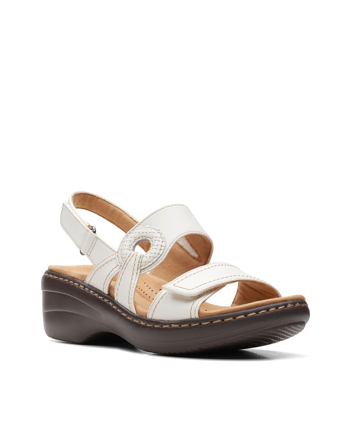 

Женская коллекция Сандалии на плоской подошве Merliah Opal Clarks