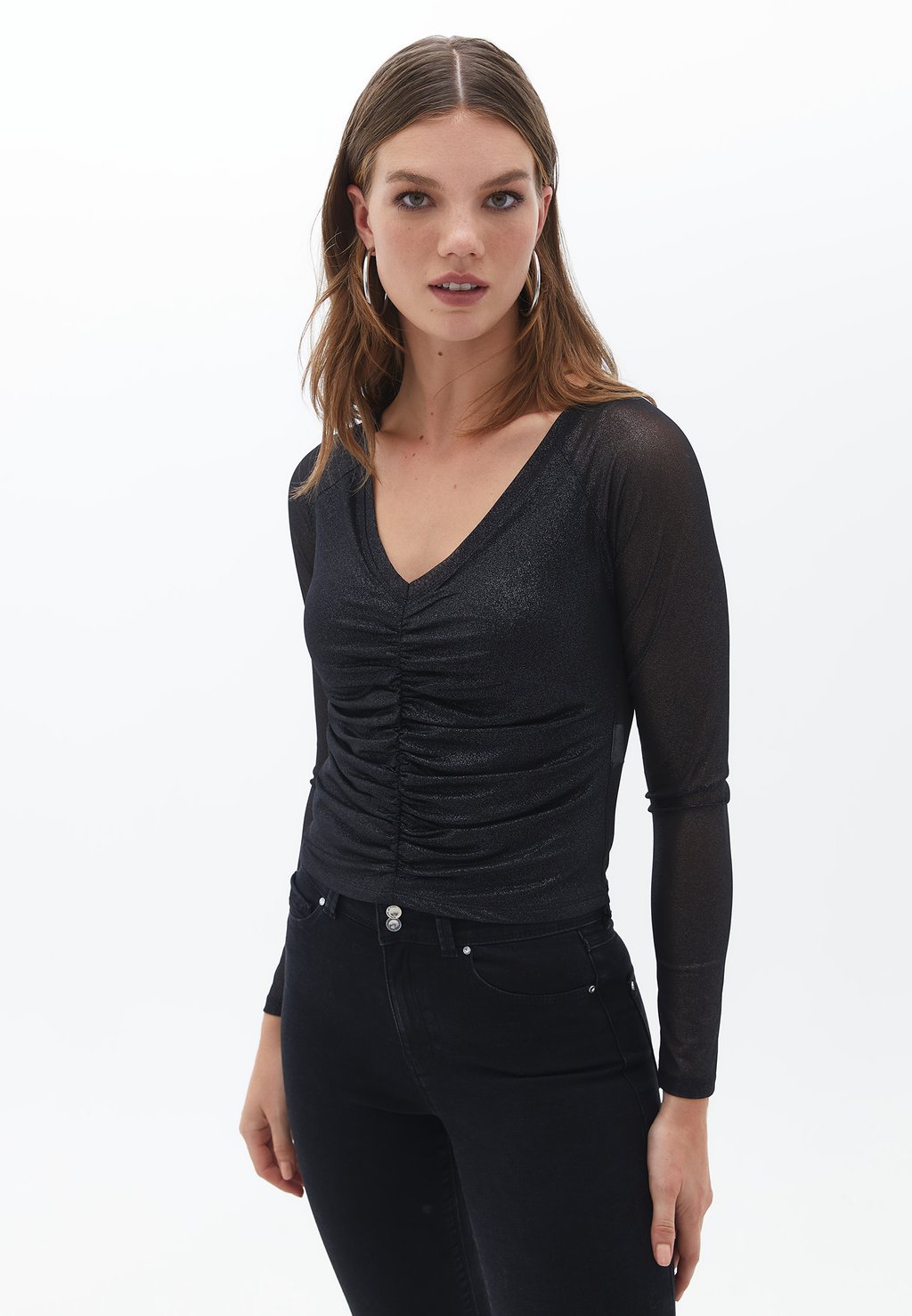 Блузка OXXO с глубоким вырезом, черный
