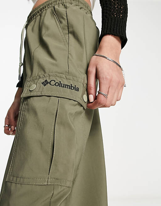 

Черные свободные джоггеры-карго Columbia Cleetwood Cove эксклюзивно для ASOS