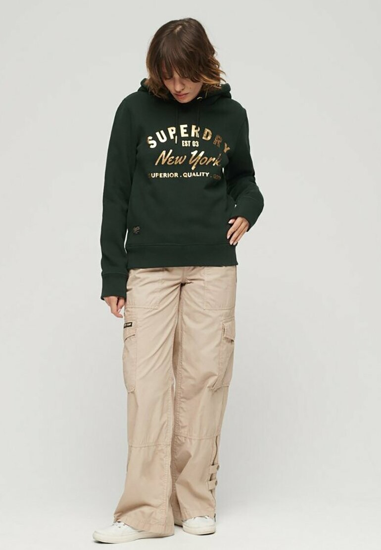 

Толстовка Superdry LUXE METALLIC LOGO, цвет academy dark green