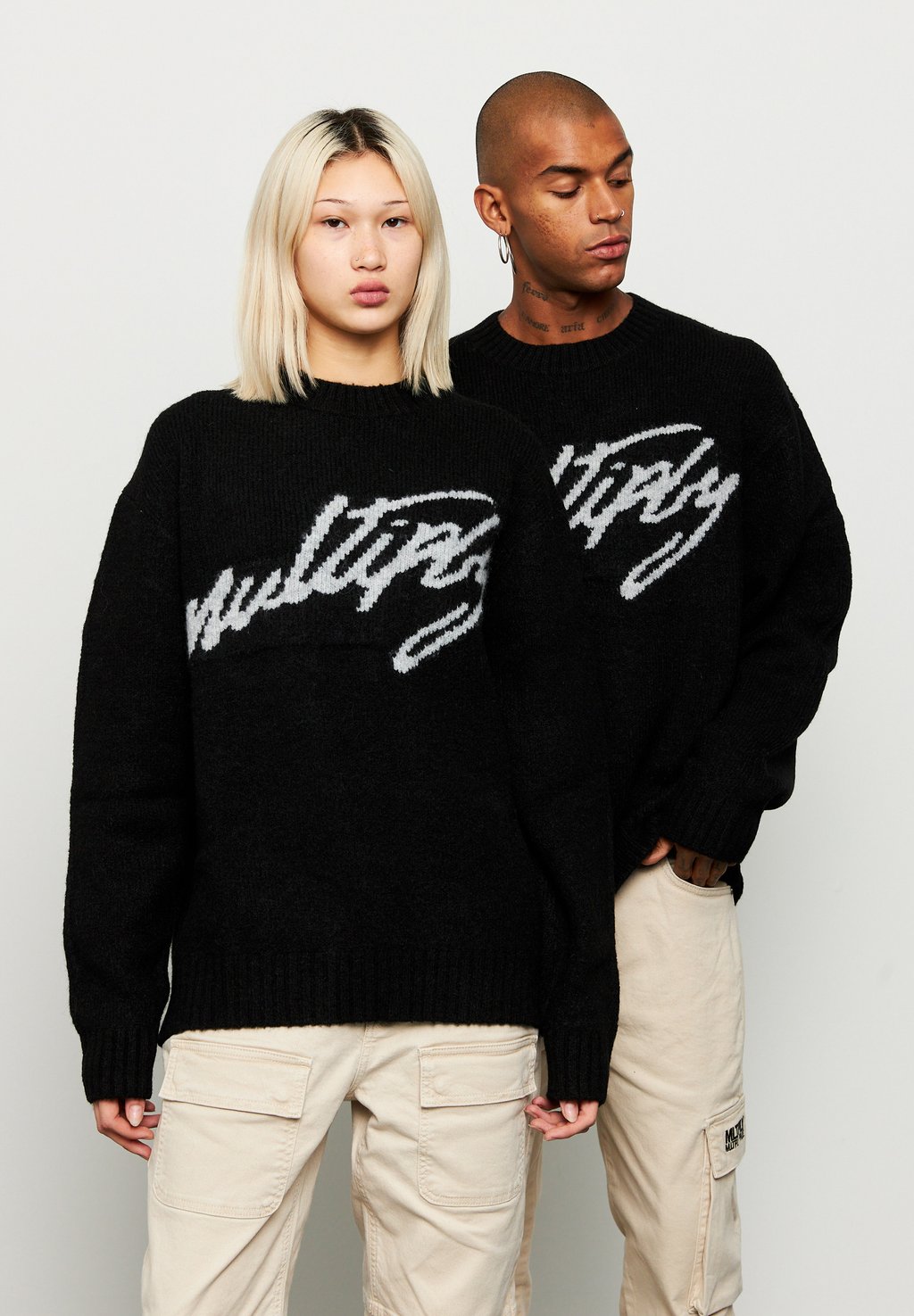 Свитер Oversize Sweater Script Multiply Apparel, черный цена и фото