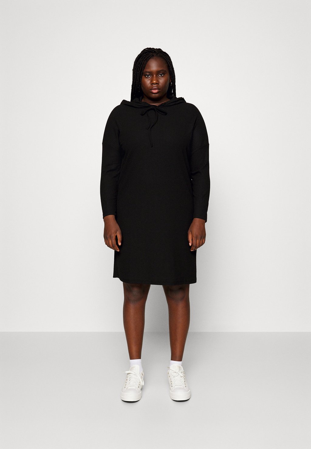 

Платье Point ONLY Carmakoma CARRIBBI HOODIE DRESS, черный