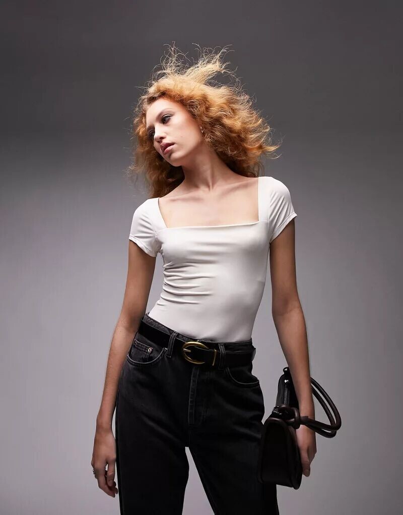 

Боди цвета слоновой кости с короткими рукавами Topshop
