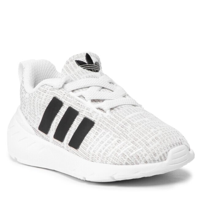 

Кроссовки adidas SwiftRun, серый