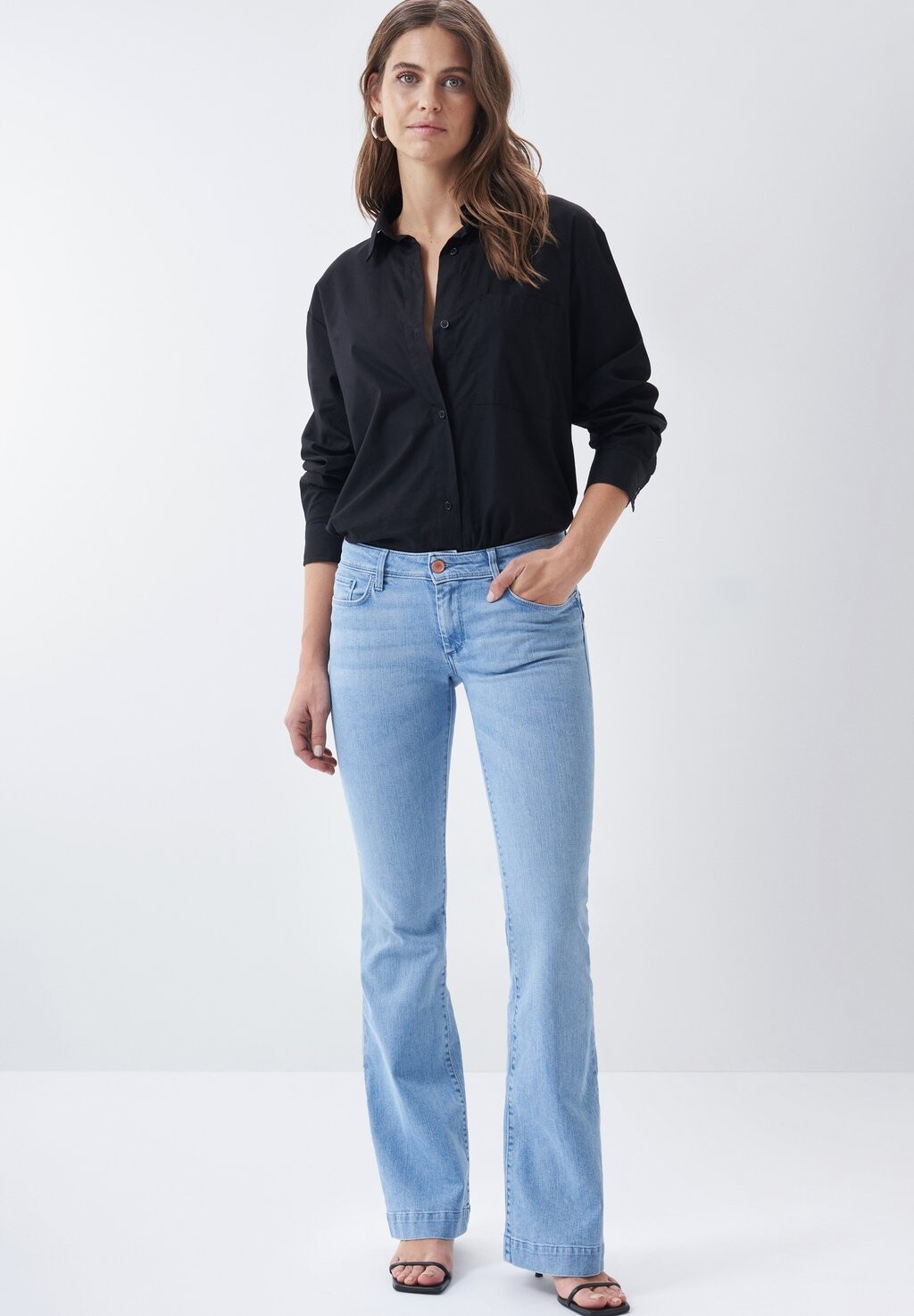 

Джинсы расклешенные Salsa Jeans