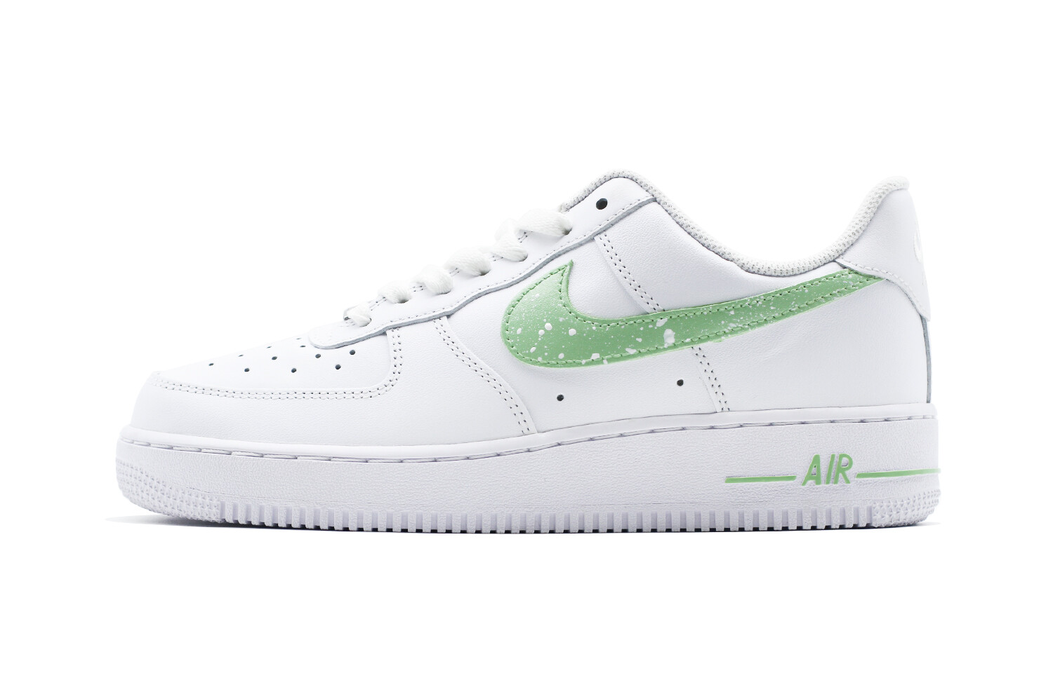 

Кроссовки Nike Air Force 1 Skateboarding Shoes Women's Low-top White/green, зеленый