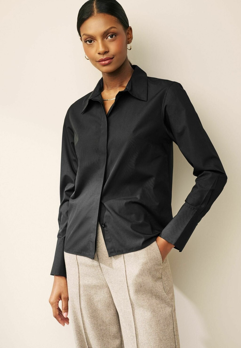 

Блузка-рубашка REGULAR FIT Next, цвет black