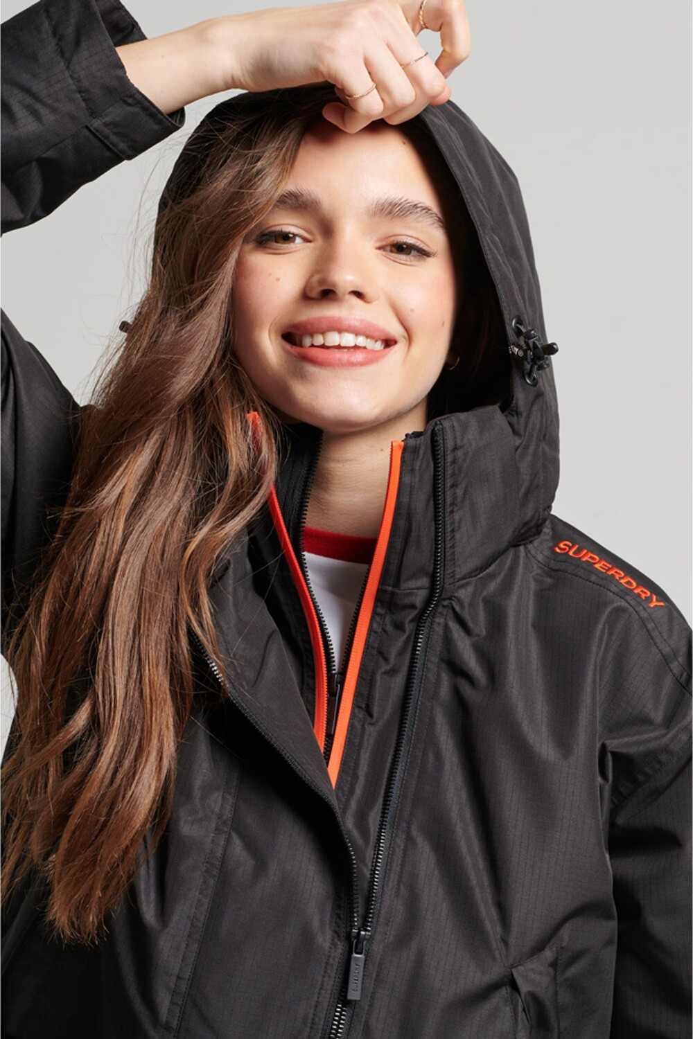

Ветровка Superdry, черный