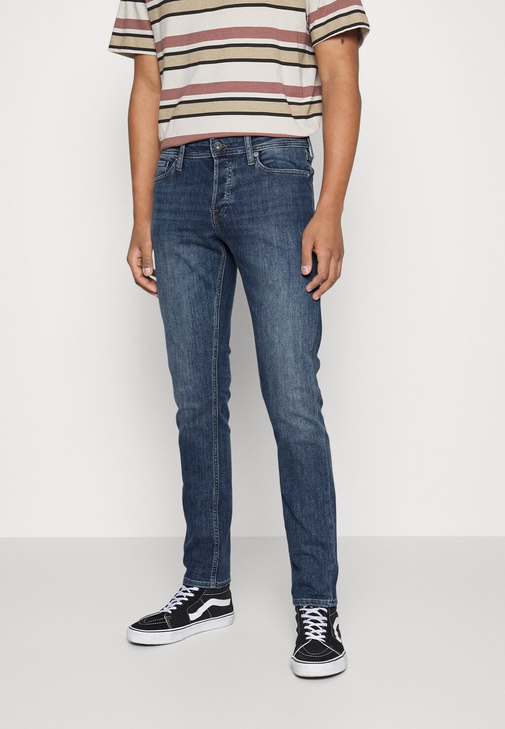 

Джинсы Slim fit Jack & Jones