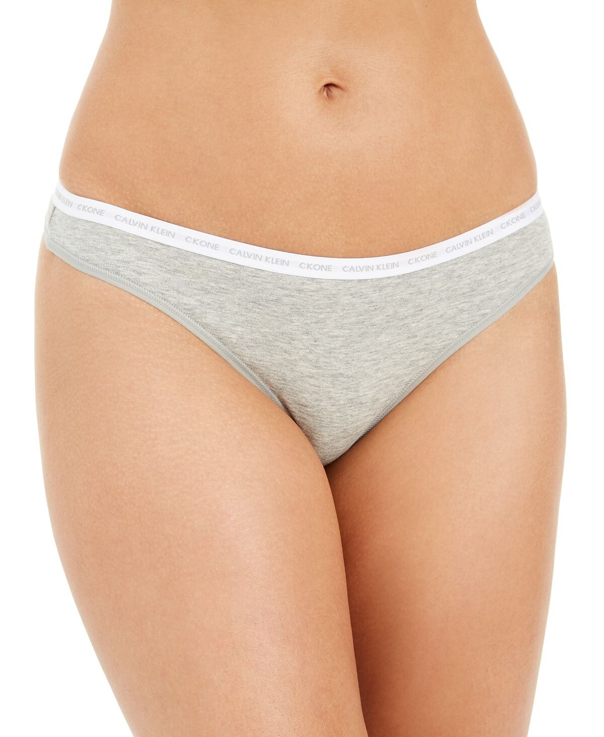 

Нижнее белье CK One из хлопка для одиночных стрингов QD3783 Calvin Klein