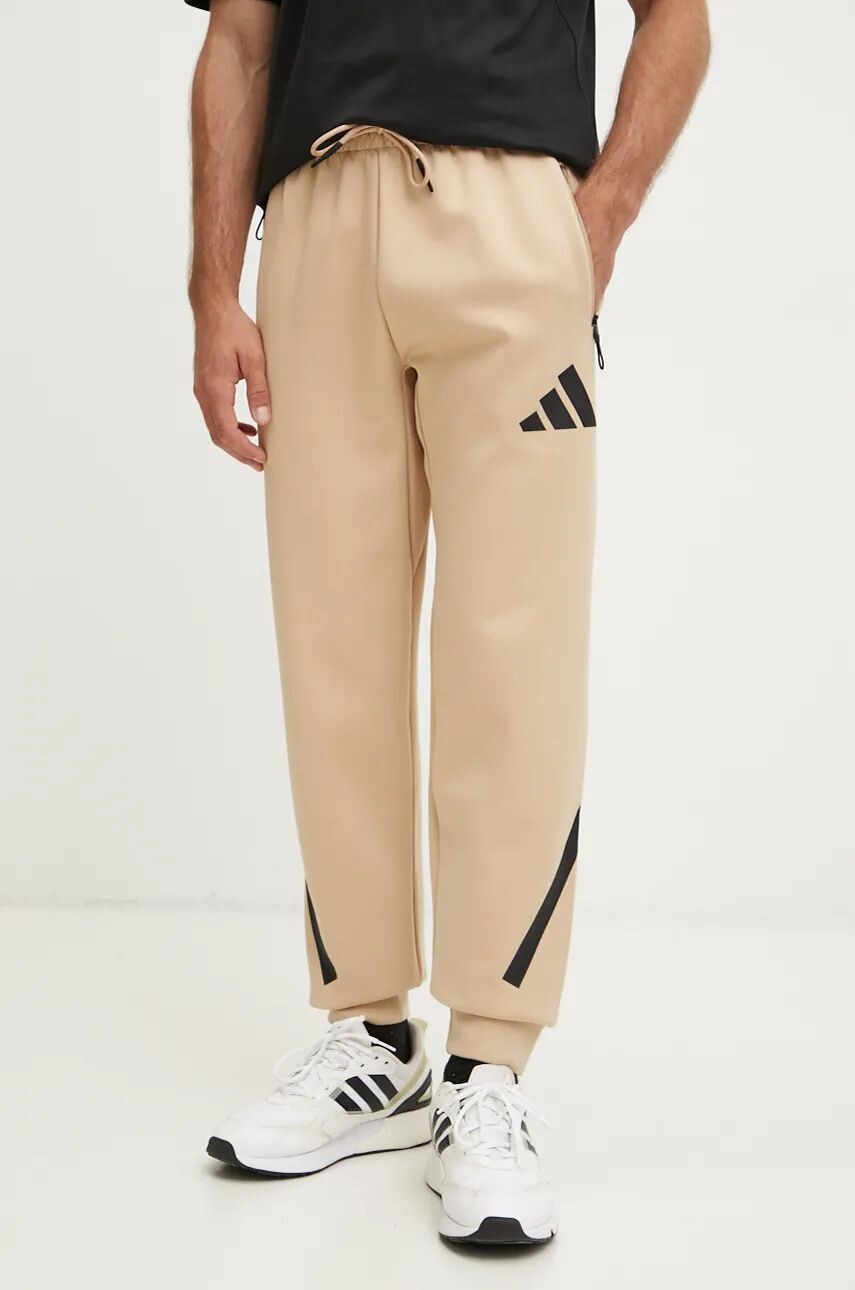 

Спортивные штаны adidas ZNE, бежевый