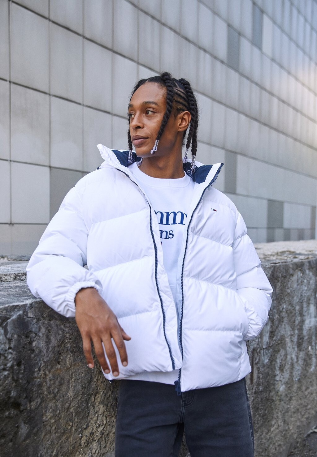 

Пуховик Tommy Jeans