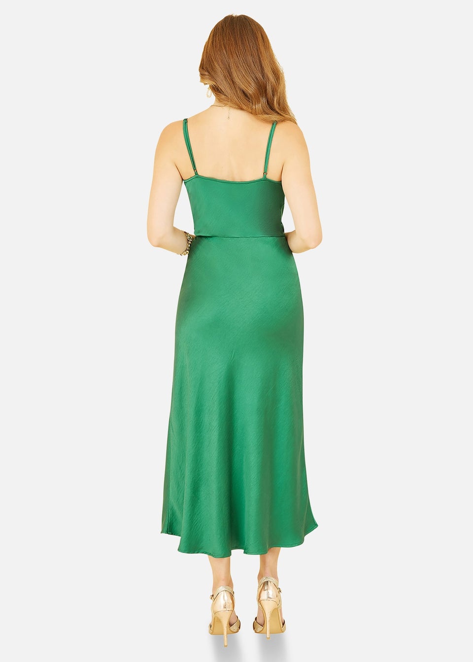 Yumi Зеленое атласное платье-комбинация с воротником-хомутом