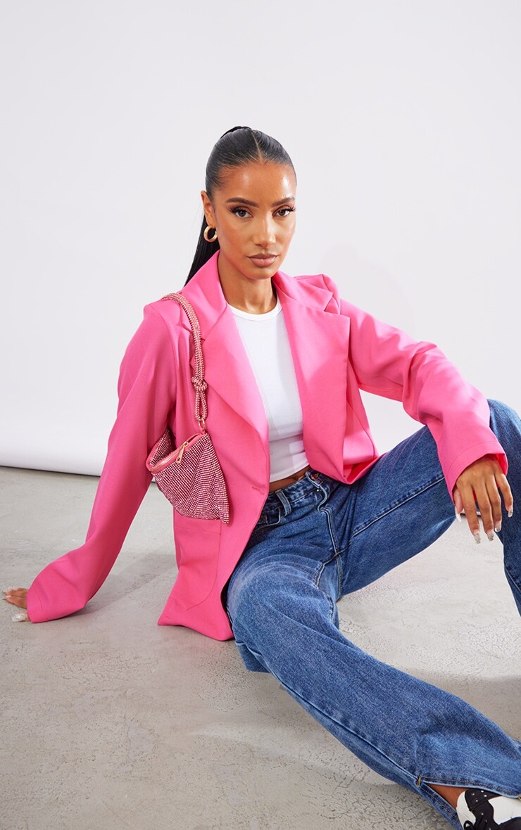 

PrettyLittleThing Ярко-розовый однобортный базовый пиджак с накладными карманами