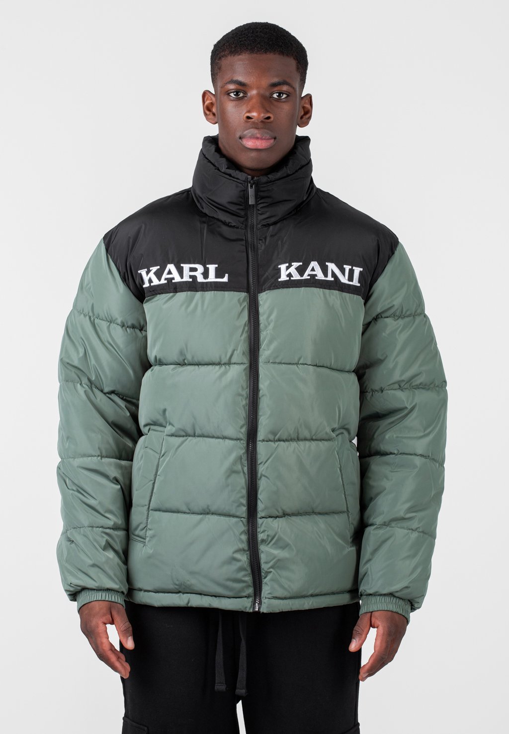 Куртка Karl Kani RETRO ESSENTIAL PUFFER, цвет dusty green куртка karl kani retro puffer черный белый