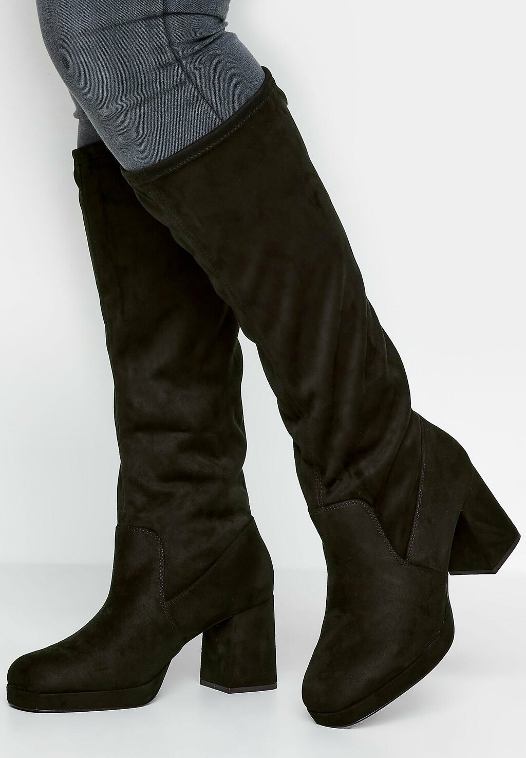 

Ботинки на платформе In Extra Wide Eee Fit Yours Clothing, черный