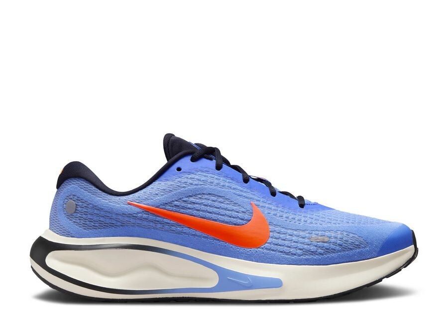 

Кроссовки Nike Journey Run, цвет Astronomy Blue Hyper Crimson