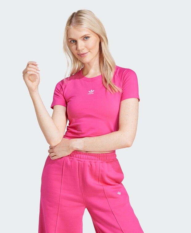 

Футболка adidas, розовый