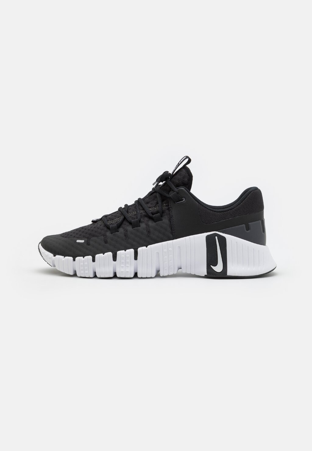 

Кроссовки Nike Free Metcon 5 Nike, цвет black/white/anthracite