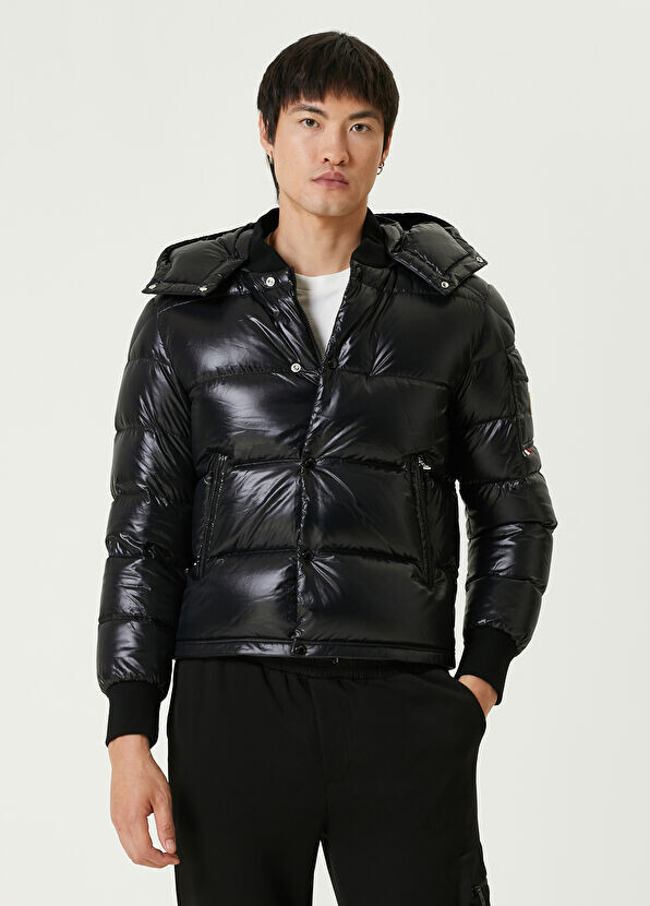 

Пуховик с капюшоном Moncler, черный