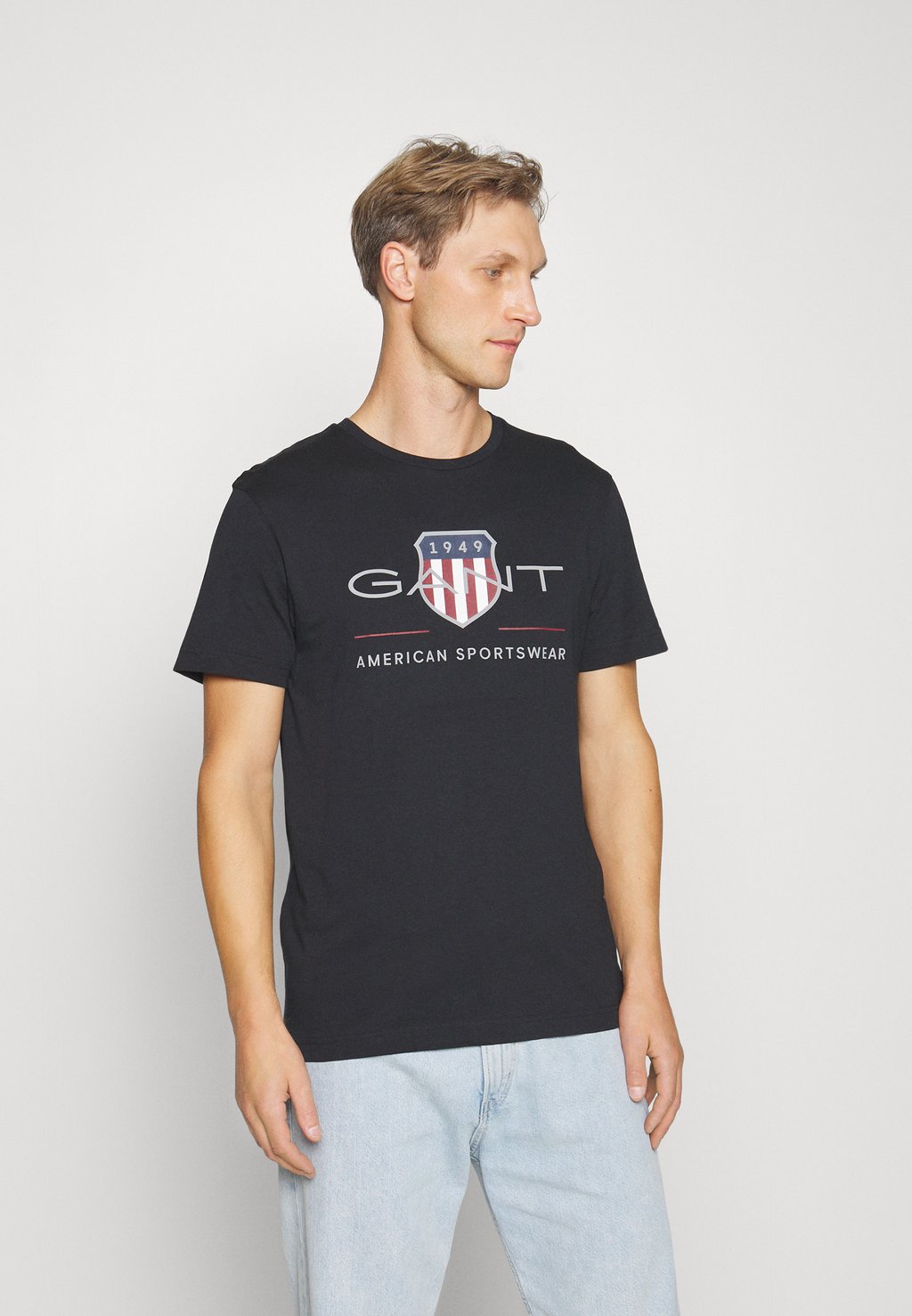 Футболка с принтом REG ARCHIVE SHIELD GANT, черный футболка с принтом archive shield gant цвет black