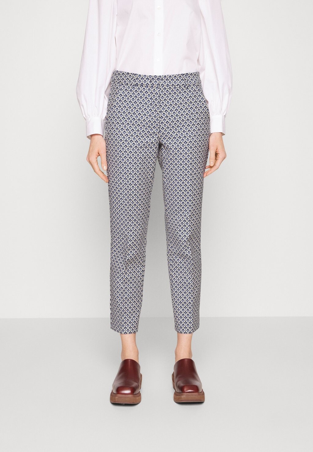 

Голубые брюки WEEKEND MaxMara, синий