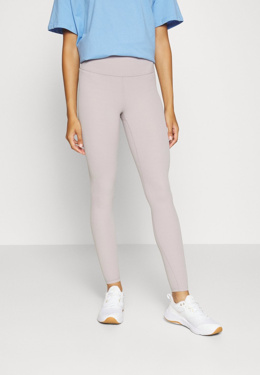 

Тайтсы Athleta, Серый