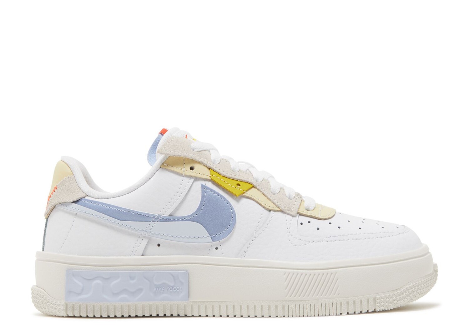 

Кроссовки Nike Wmns Air Force 1 Fontanka 'Set To Rise', белый
