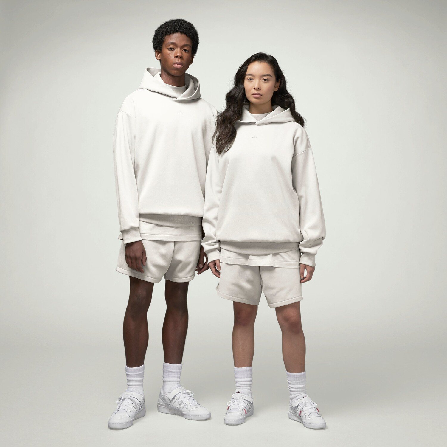 

Мужская баскетбольная худи adidas, цвет Cloud White / Cloud White