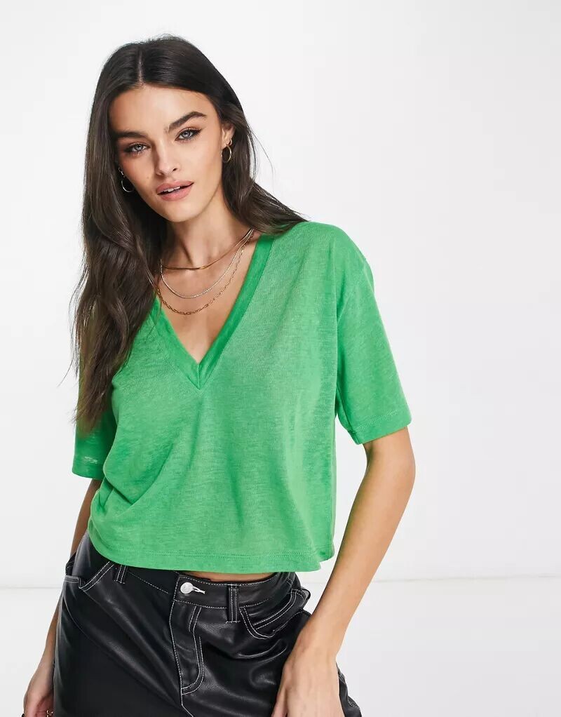 

ASOS — ярко-зеленая футболка свободного кроя с V-образным вырезом и структурированной отделкой