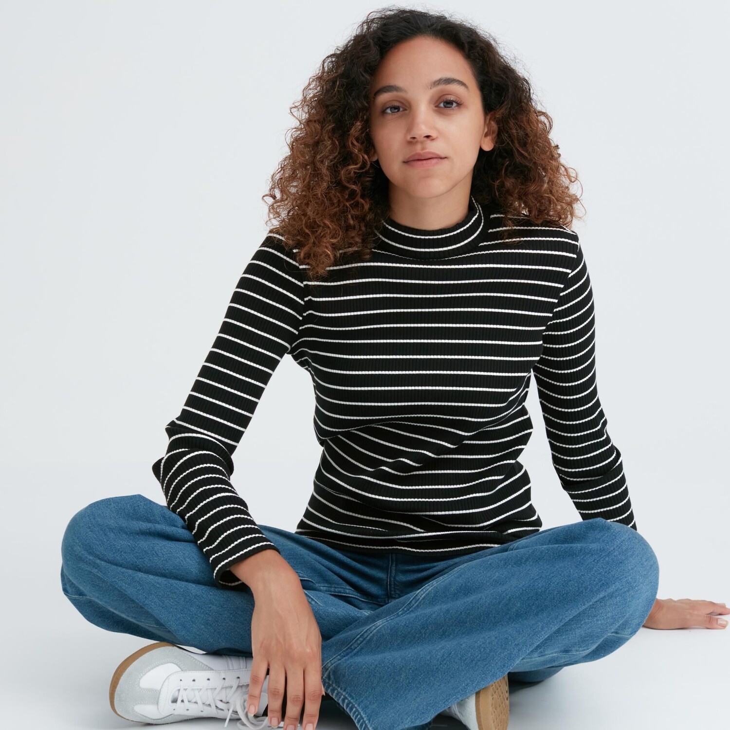 

Водолазка в полоску Uniqlo, черный