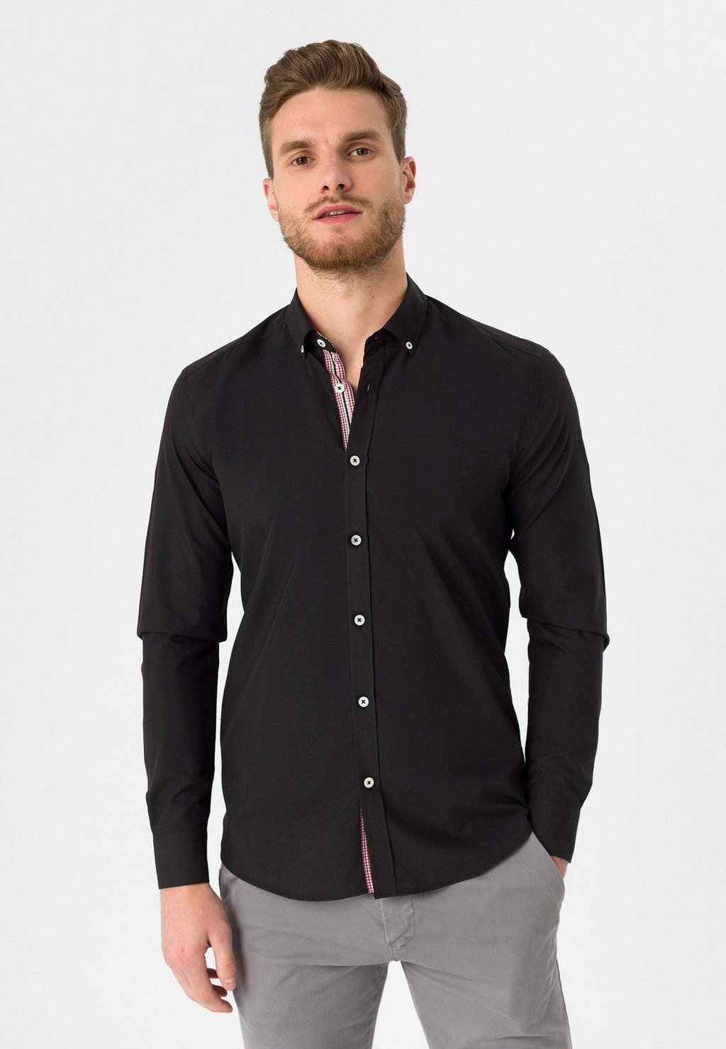 цена Рубашка Moxx Paris, черная