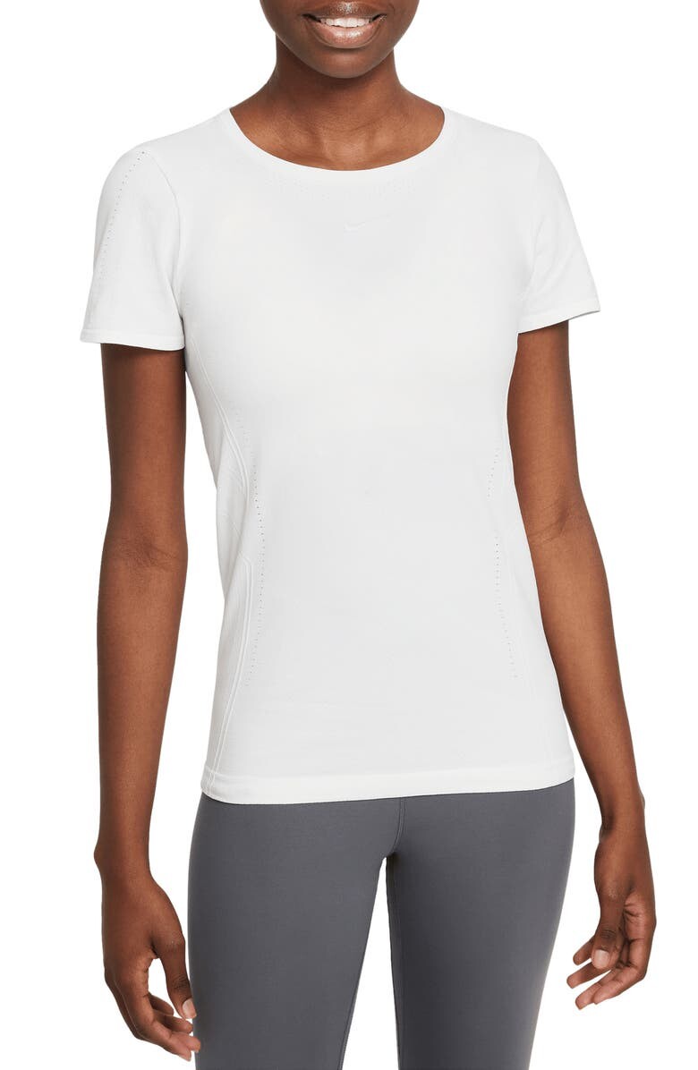 

Бесшовная теннисная футболка Dri-FIT Advantage NIKE, белый