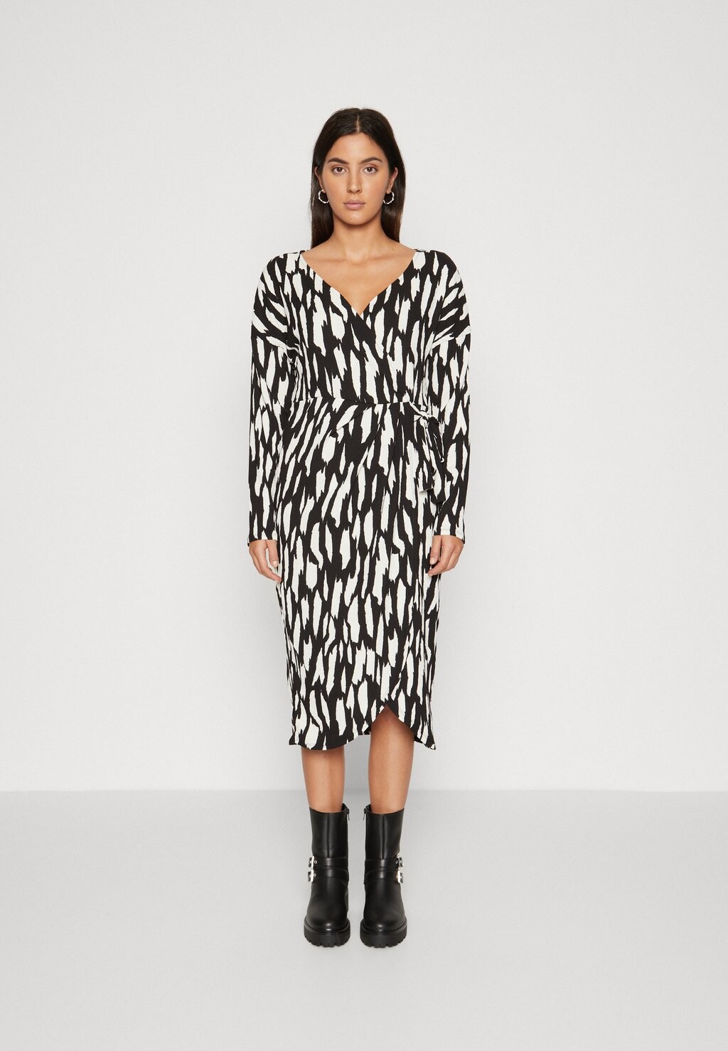 

Платье из джерси VILAYA ILA MID CALF DRESS, цвет black