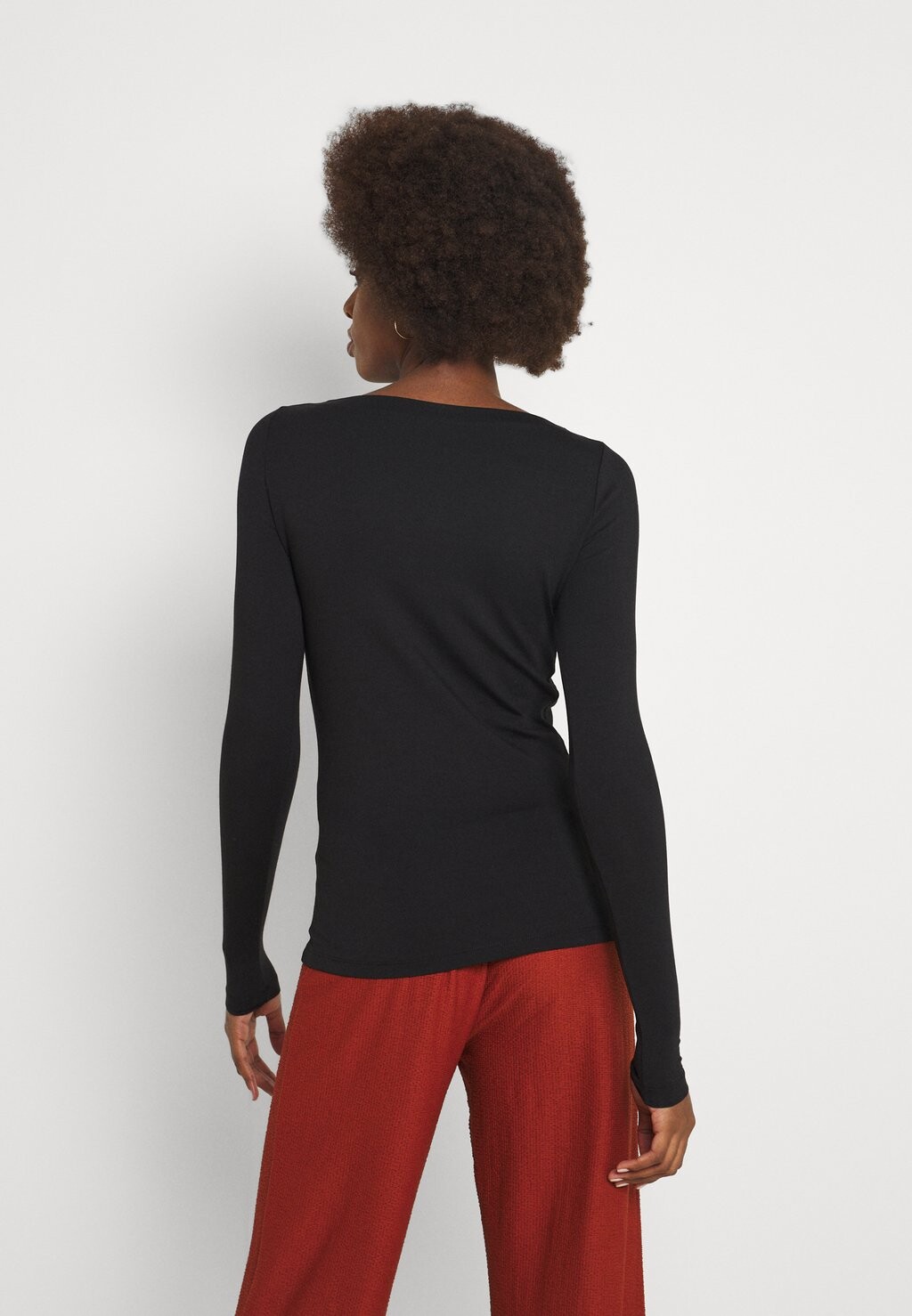 

Топ с длинными рукавами Vero Moda, черный