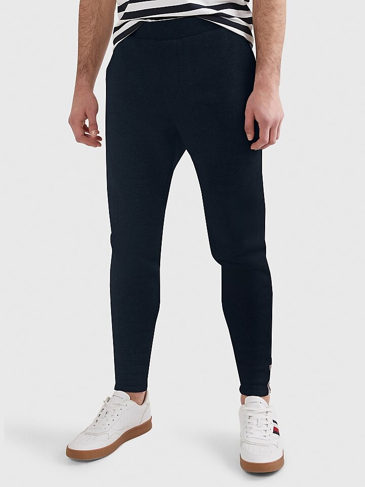 

Джоггеры с логотипом Tommy Hilfiger