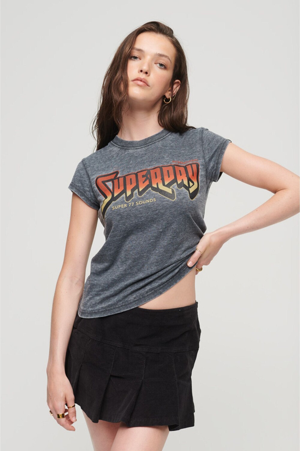 

Футболка рок-группы с графическим рисунком Superdry, серый