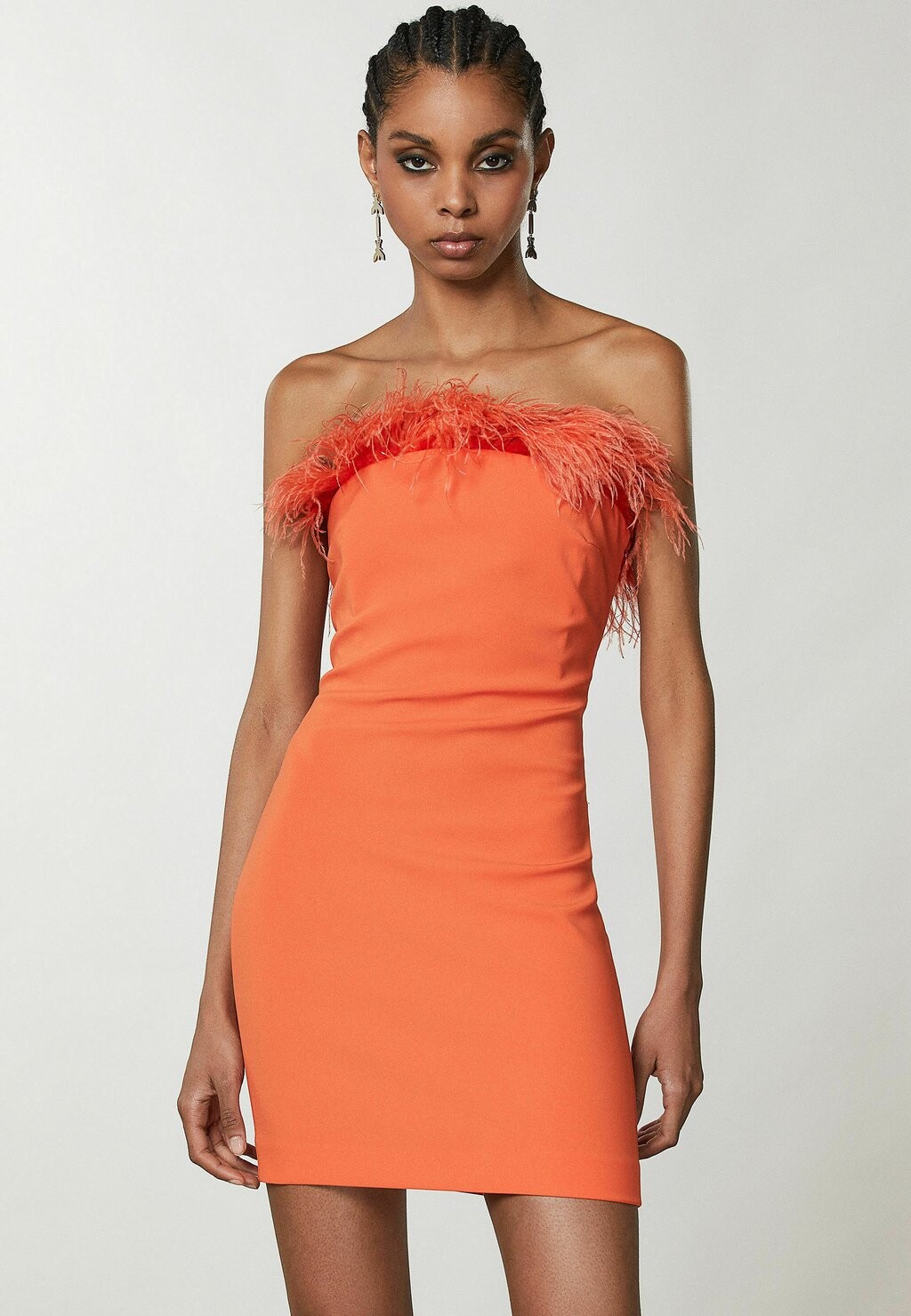 

Элегантное платье Sheath With Feathers Patrizia Pepe, цвет solar orange